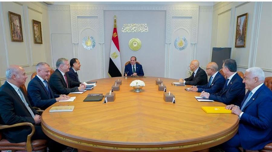 السيسي يبحث مع رئيس إيني ضخ 8 مليار دولار استثمارات جديدة بمصر